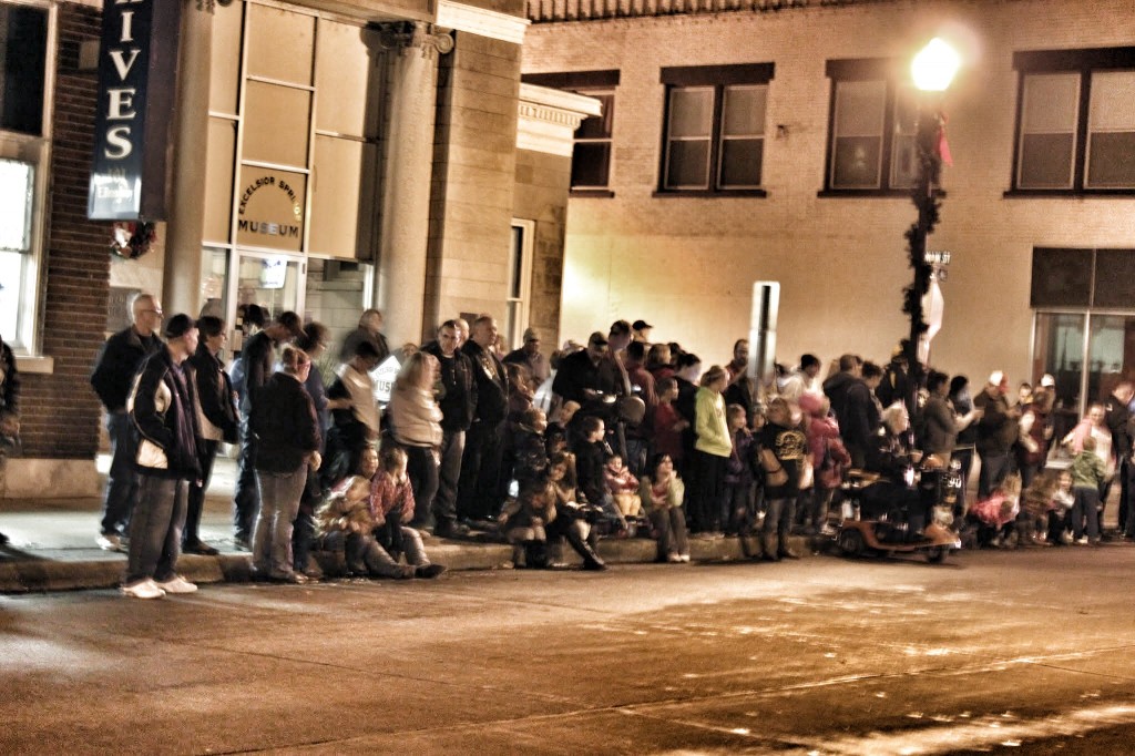 Great turnout for our parades in the downtown. The evening was warm, yet damp from the rain earlier in the day. It made a nice gathering.