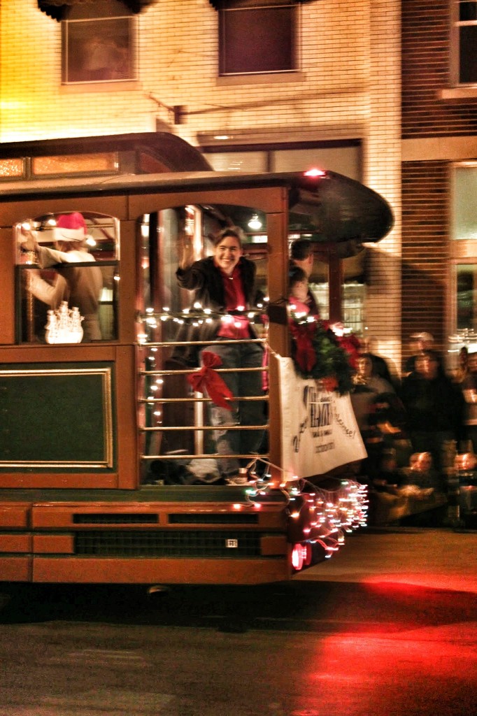 Caught my councilwoman and mom Sonya waving to us from the trolley
