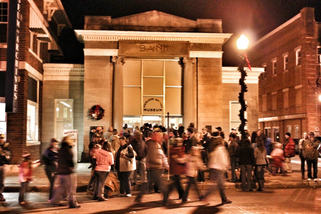 There were so many at the museum. It was nice to see a packed entrance!